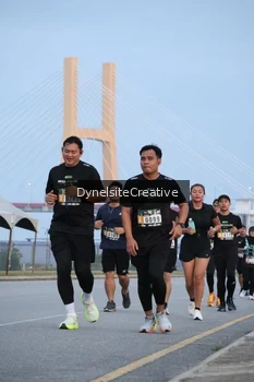 Runner Photo 2177546