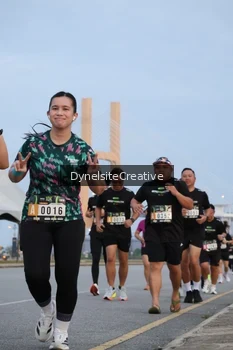 Runner Photo 2177657