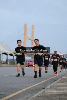 Runner Photo 2177684