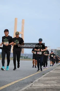 Runner Photo 2177703