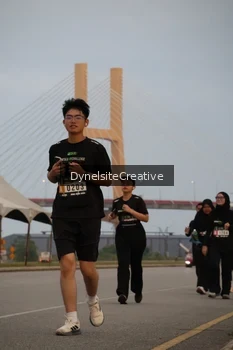 Runner Photo 2177983