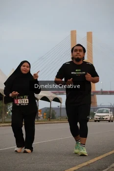 Runner Photo 2178010
