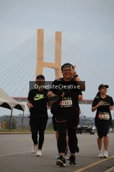 Runner Photo 2178023