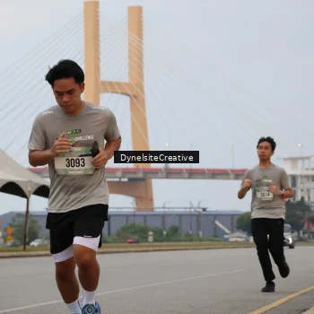 Runner Photo 2178083