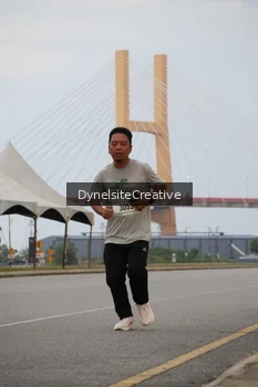 Runner Photo 2178092