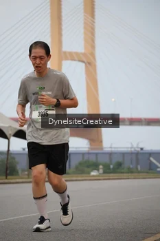 Runner Photo 2178095