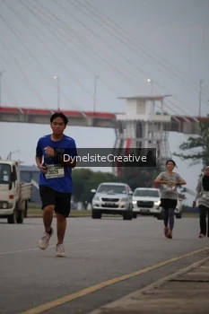 Runner Photo 2178115