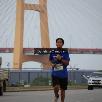 Runner Photo 2178117