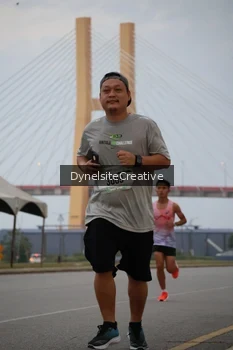 Runner Photo 2178136
