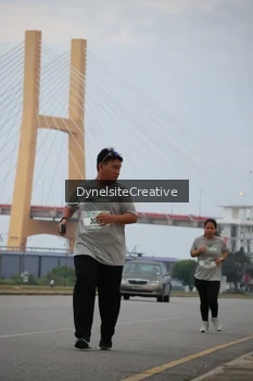 Runner Photo 2178150