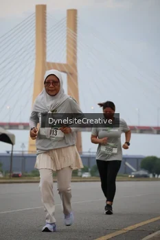 Runner Photo 2178156