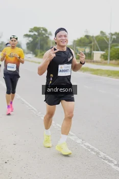 Runner Photo 2178389