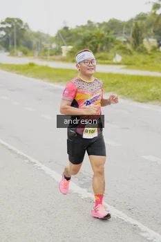 Runner Photo 2178745
