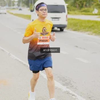 Runner Photo 2178749