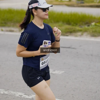 Runner Photo 2178897