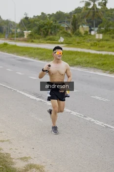 Runner Photo 2178930