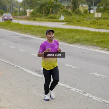 Runner Photo 2178946