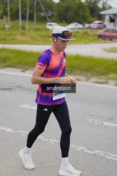 Runner Photo 2179200