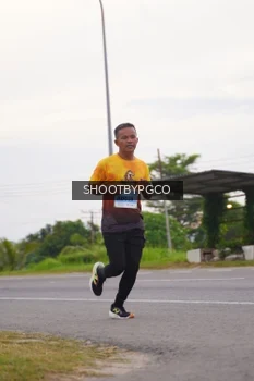 Runner Photo 2179460