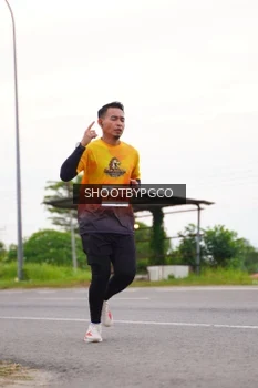 Runner Photo 2179682