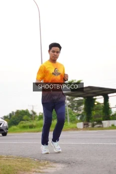 Runner Photo 2179820