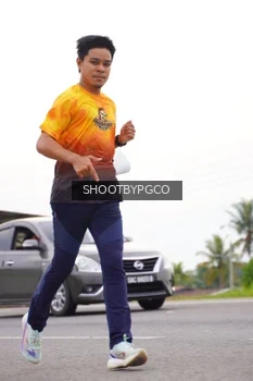 Runner Photo 2179825