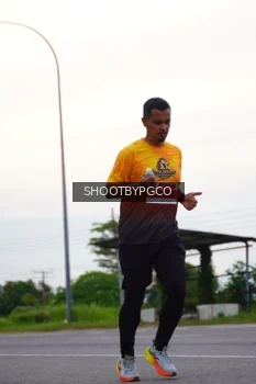 Runner Photo 2179960