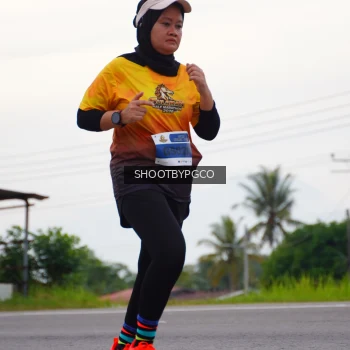 Runner Photo 2180002