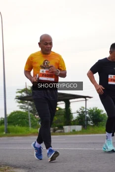Runner Photo 2180051