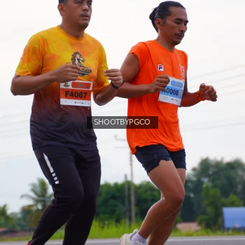 Runner Photo 2180105
