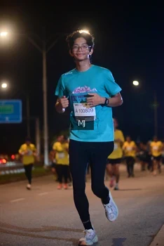 Runner Photo 2188756