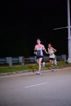 Runner Photo 2189526
