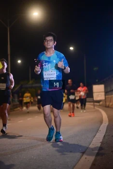 Runner Photo 2189640