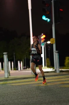 Runner Photo 2190597