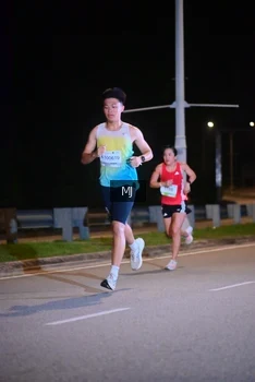 Runner Photo 2191447