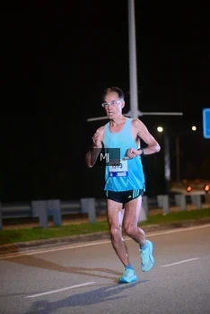 Runner Photo 2191756