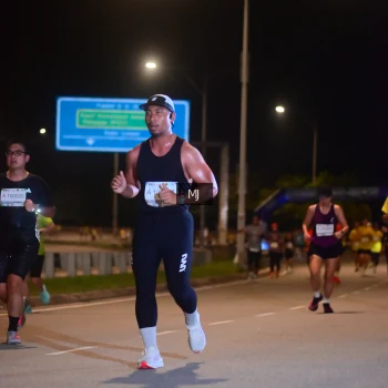 Runner Photo 2192260