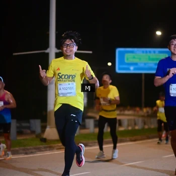 Runner Photo 2193304