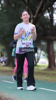 Runner Photo 2193874