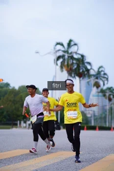 Runner Photo 2196353