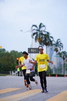 Runner Photo 2196354
