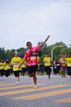 Runner Photo 2196620
