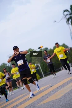 Runner Photo 2196710