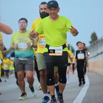 Runner Photo 2200429