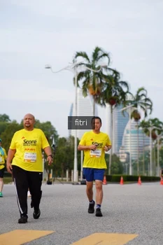 Runner Photo 2200637