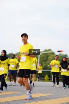 Runner Photo 2200744