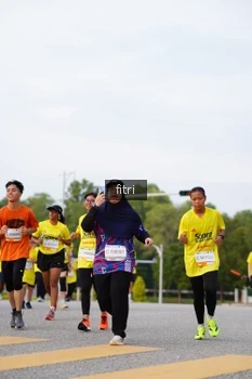 Runner Photo 2200790
