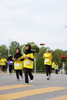 Runner Photo 2200803