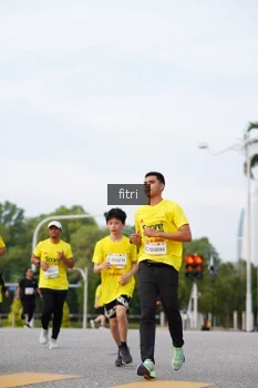 Runner Photo 2200839