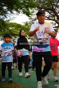 Runner Photo 2201975